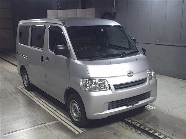 2352 Toyota Town ace van S412M 2018 г. (JU Gifu)